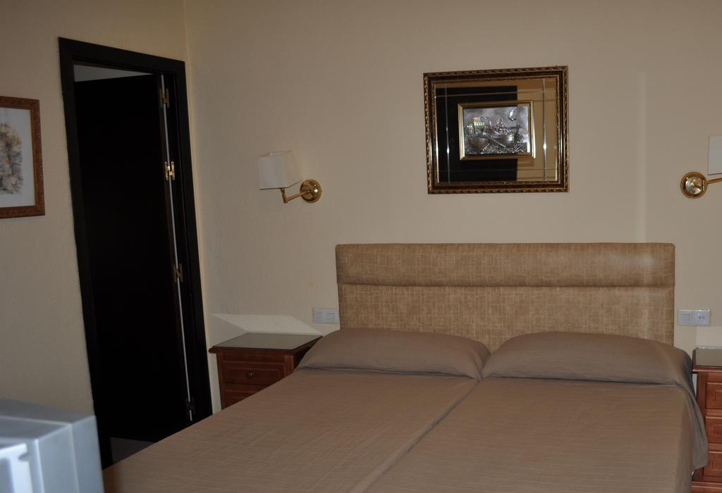 Hotel Roma سان فرناندو المظهر الخارجي الصورة